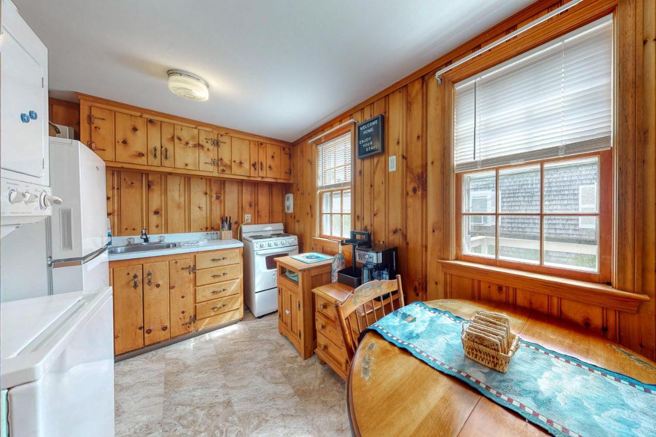 Eric'S Place Денис Екстериор снимка